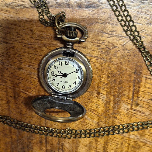 Taschenuhr mit kette quarz - –,